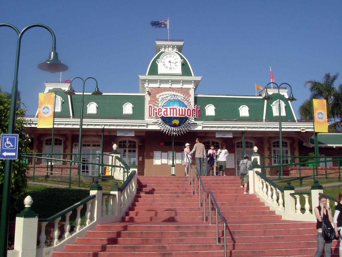 Will Dreamworld ever open again after four die on ride?