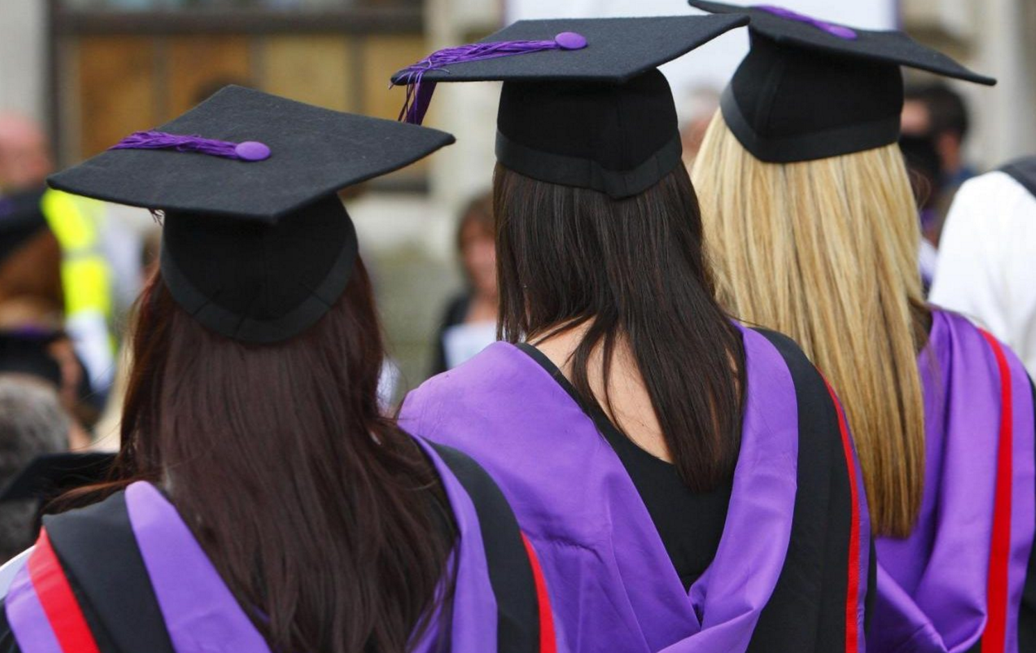Job prospects for Australian university graduates are declining
